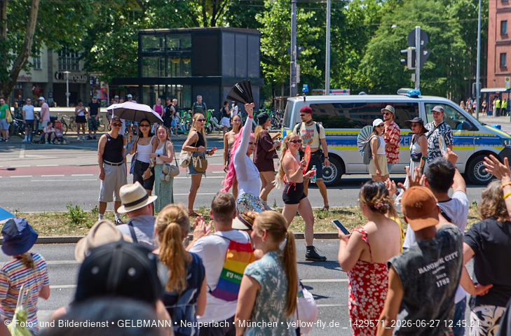 27.06.2026 - München feiert Christopher Street Day 2026 bei extremer Hitze