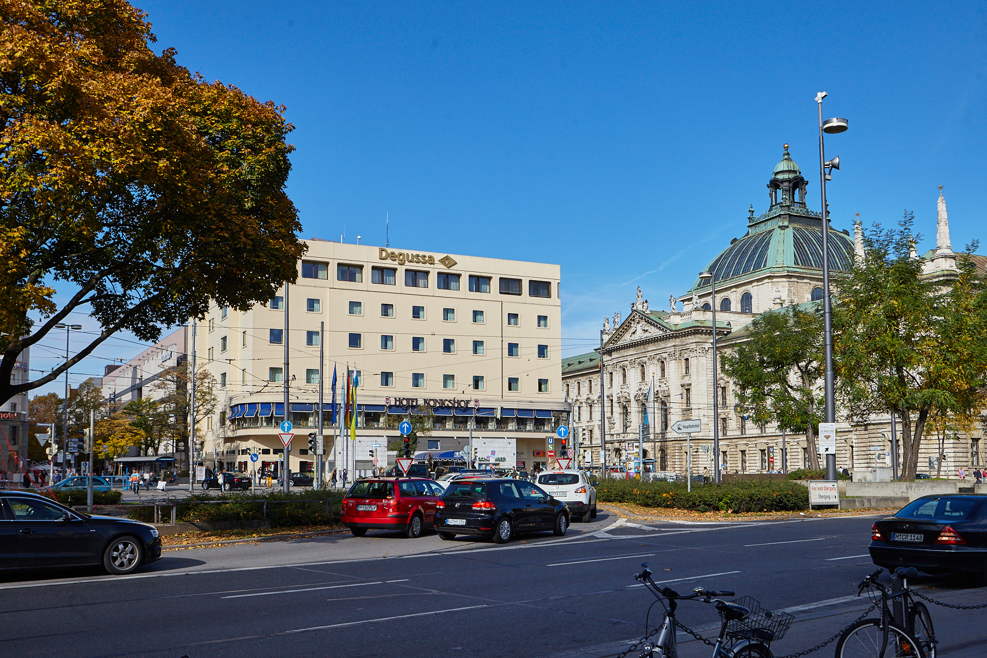 22.10.2013 - Die Pläne zum Abriss wurden unterzeichnet