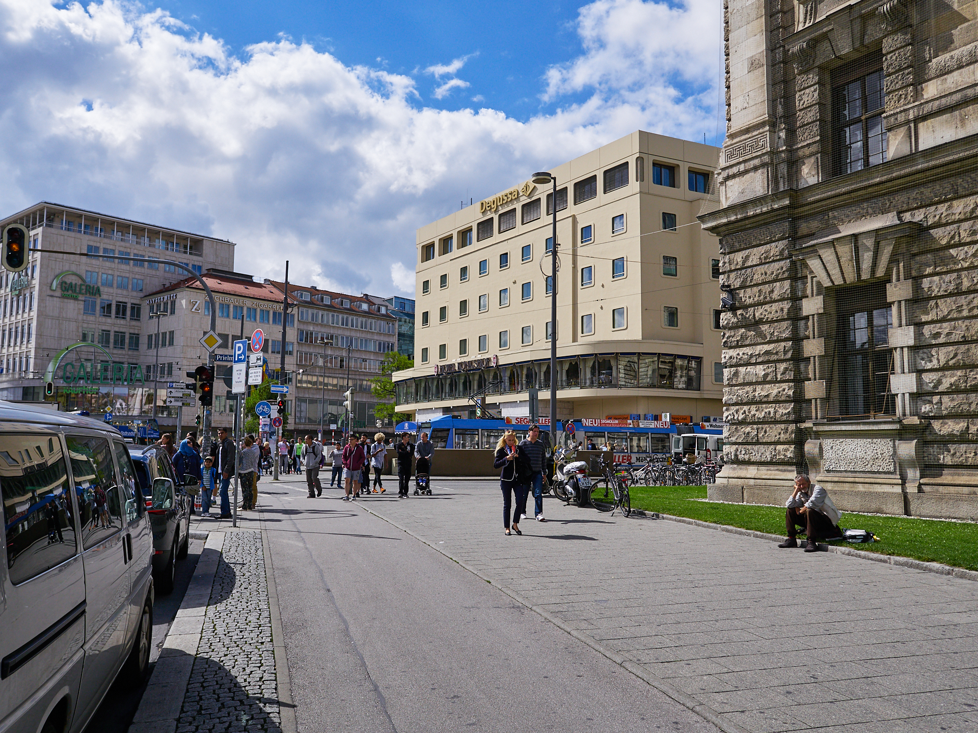 05.09.2016 - Abriss Hotel Königshof Münchern