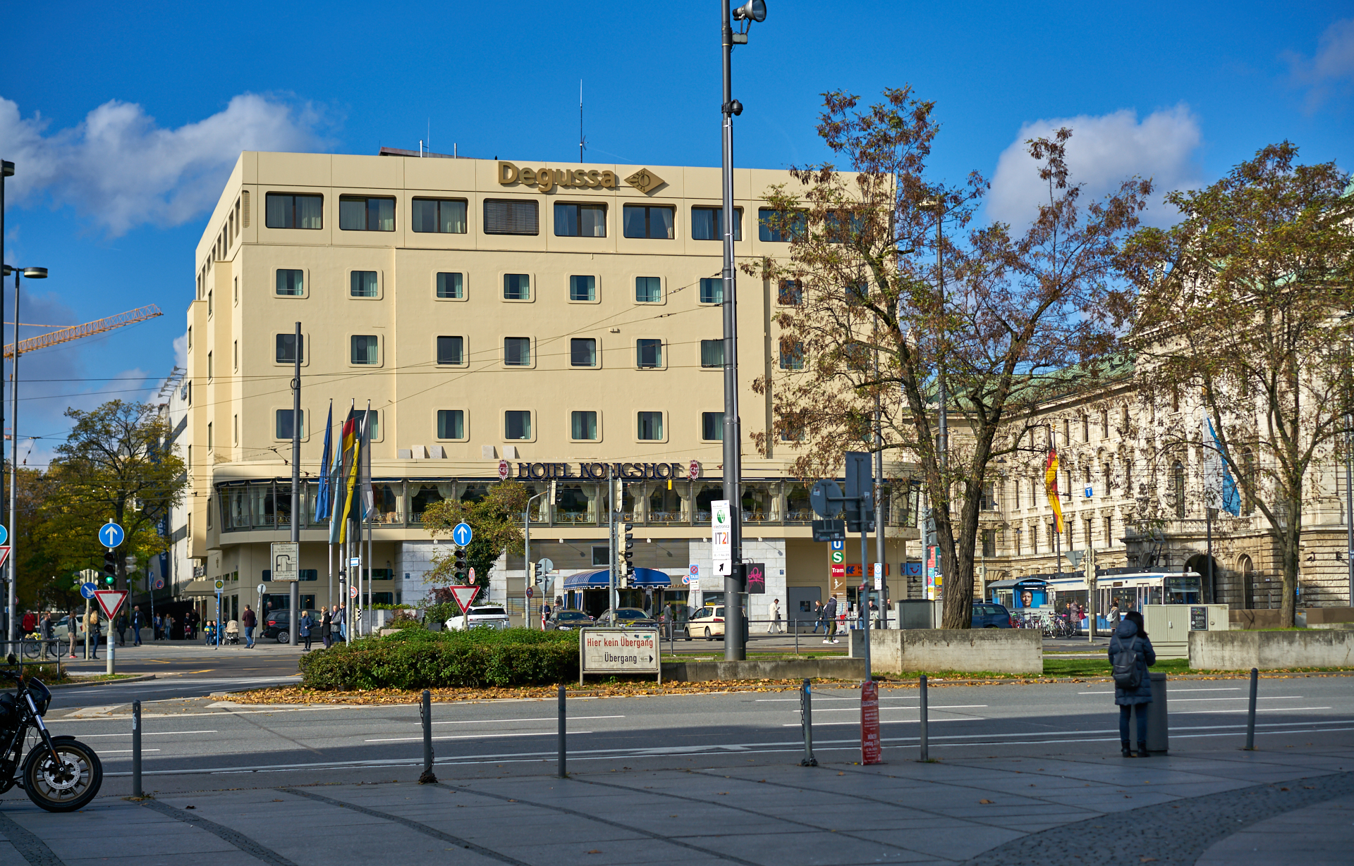 05.09.2016 - Abriss Hotel Königshof Münchern