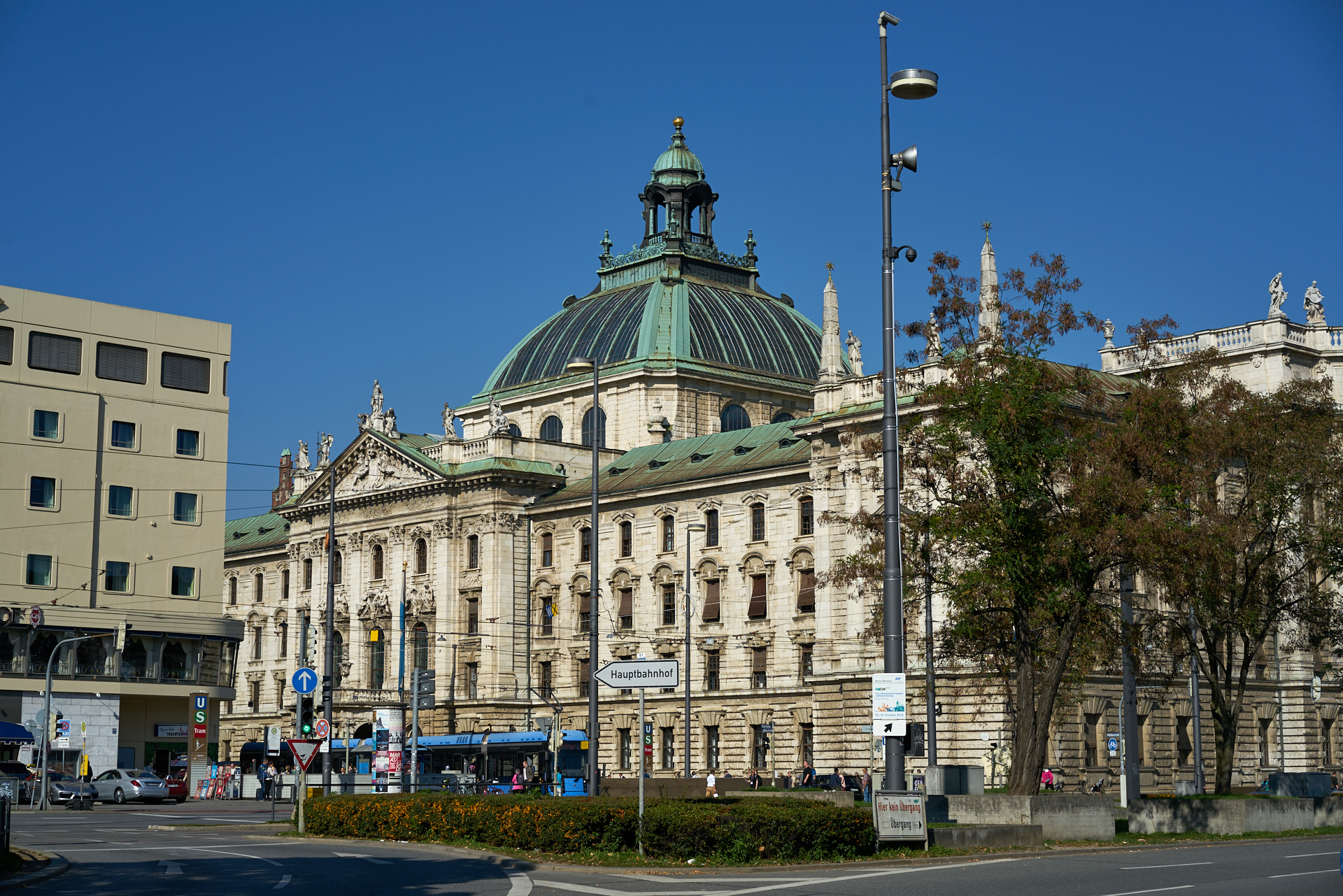 2017 bis 2018 - Aufnahmen vom Hotel Königshof am Stachus München