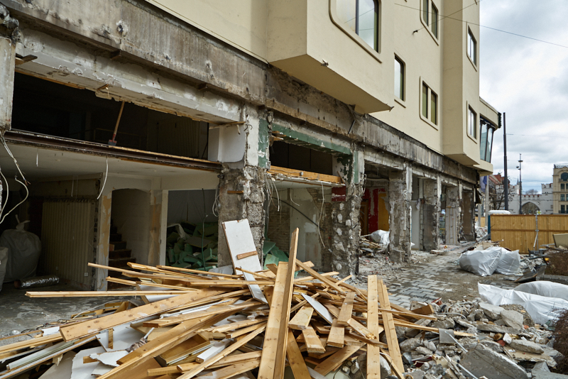 09.03.2019 - Die Entkernung des Hotel Königshaus München hat begonnen