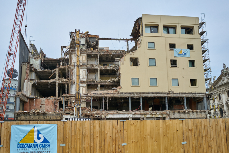 25.05.2019 - Abriss des Hotels Königshof München am Stachus