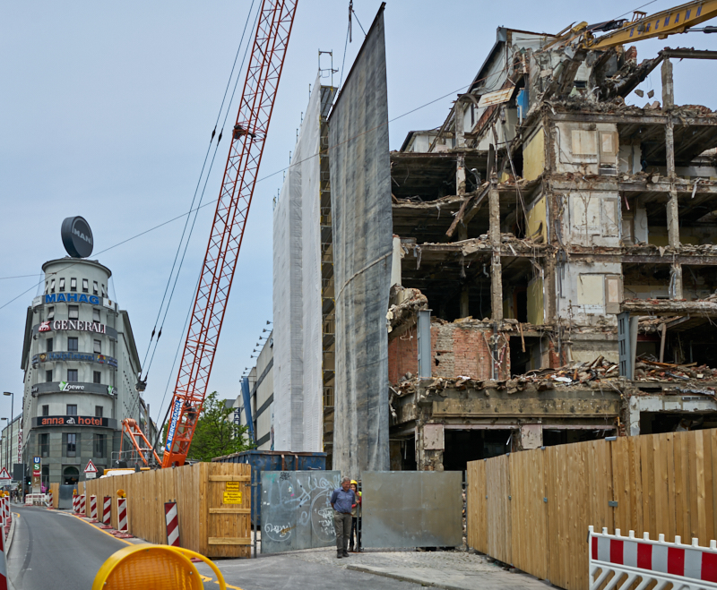 25.05.2019 - Abriss des Hotels Königshof München am Stachus