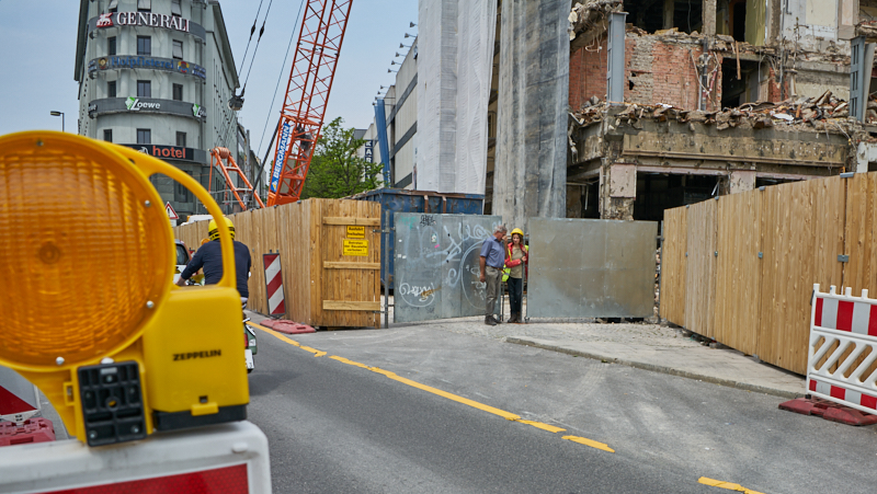 25.05.2019 - Abriss des Hotels Königshof München am Stachus
