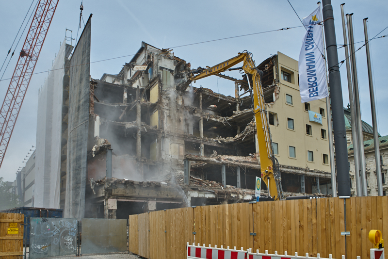 25.05.2019 - Abriss des Hotels Königshof München am Stachus