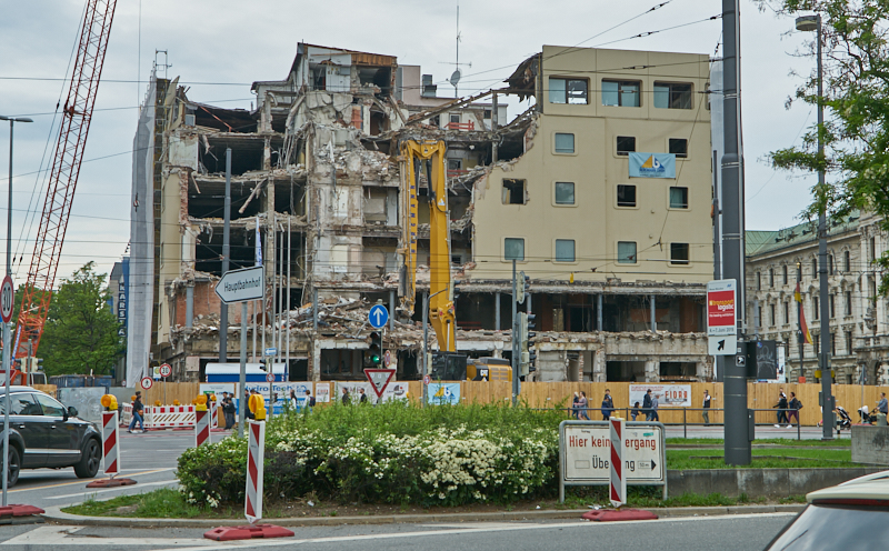 25.05.2019 - Abriss des Hotels Königshof München am Stachus