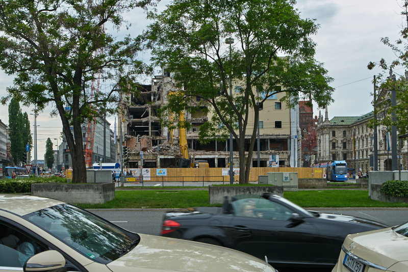 25.05.2019 - Abriss des Hotels Königshof München am Stachus