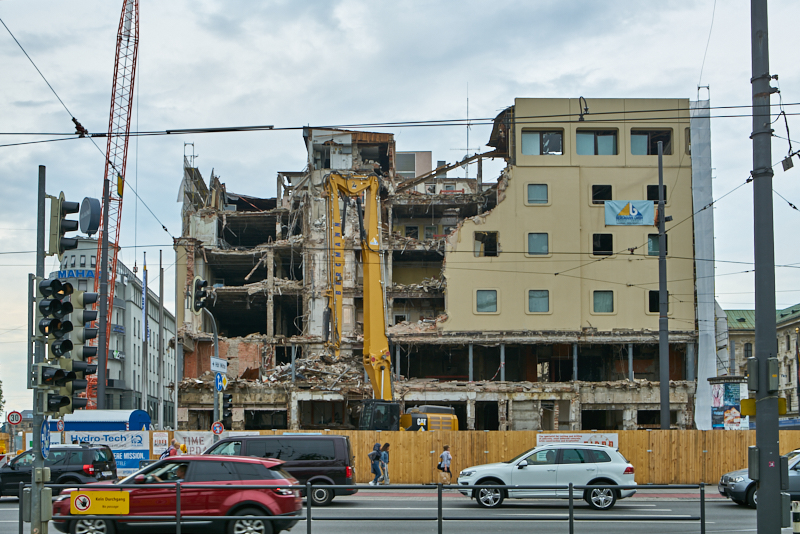 25.05.2019 - Abriss des Hotels Königshof München am Stachus