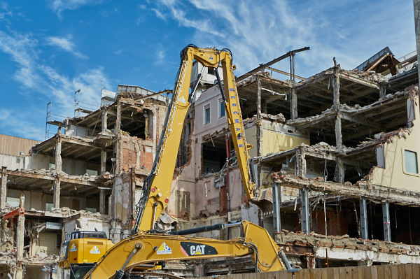 18.06.2019 - Abriss des Hotels Königshof in München.