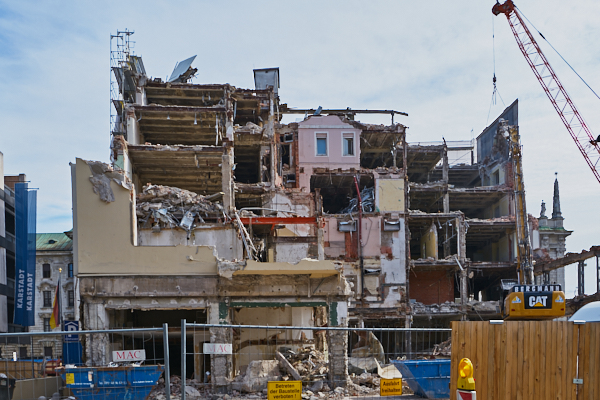 18.06.2019 - Abriss des Hotels Königshof in München.