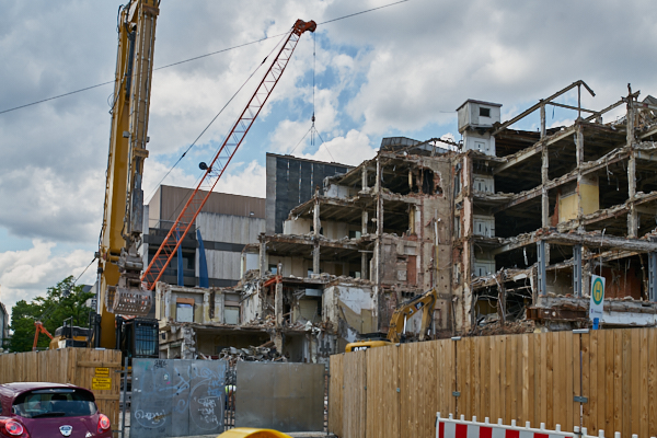 21.06.2019 - Abriss des Hotel Königshof München am Stachus