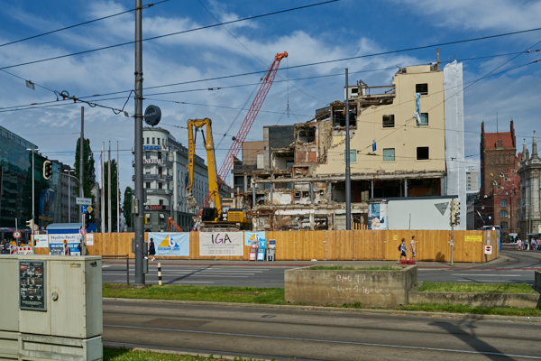 21.06.2019 - Abriss des Hotel Königshof München am Stachus