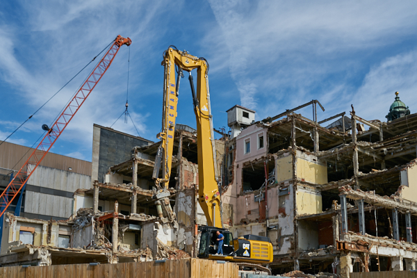 21.06.2019 - Abriss des Hotel Königshof München am Stachus