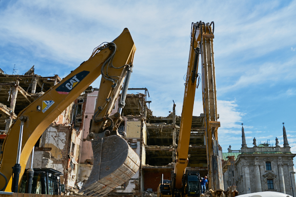 21.06.2019 - Abriss des Hotel Königshof München am Stachus
