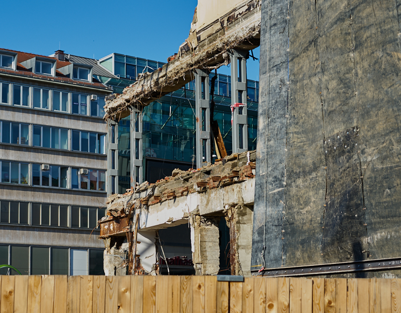 24.06.2019 - Der Abriss des Hotels Köniogshof München am Stachus