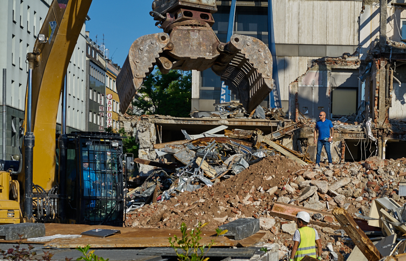 24.06.2019 - Der Abriss des Hotels Köniogshof München am Stachus