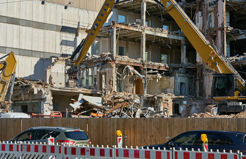 24.06.2019 - Der Abriss des Hotels Köniogshof München am Stachus