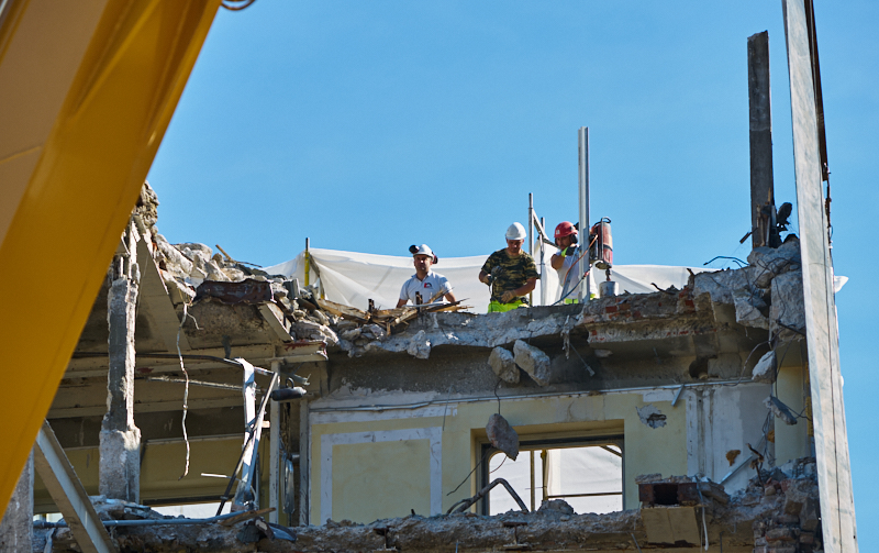 25.06.2019 - Notwendige Kernborhrung beim Abriss des Hotel Königshof