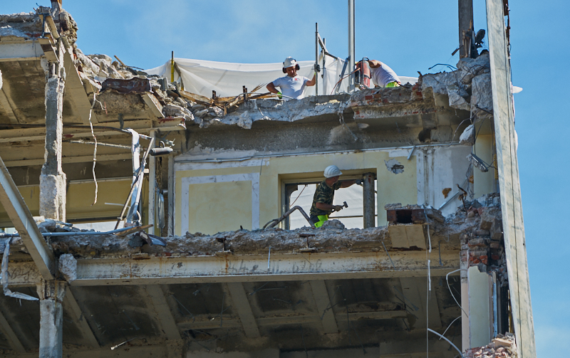 25.06.2019 - Notwendige Kernborhrung beim Abriss des Hotel Königshof