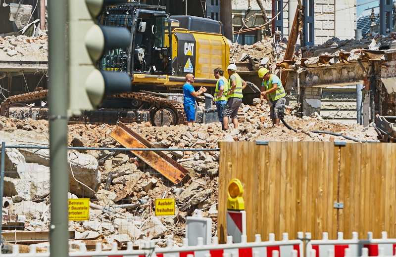 25.06.2019 - Notwendige Kernborhrung beim Abriss des Hotel Königshof