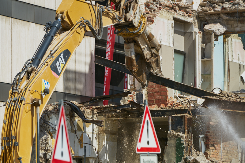 26.06.2019 - Abriss und Neubau des Luxushotels Königshof