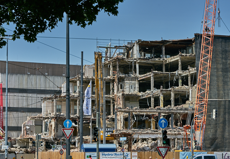 26.06.2019 - Abriss und Neubau des Luxushotels Königshof