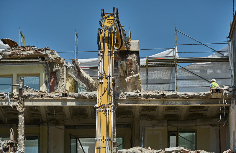 26.06.2019 - Abriss und Neubau des Luxushotels Königshof