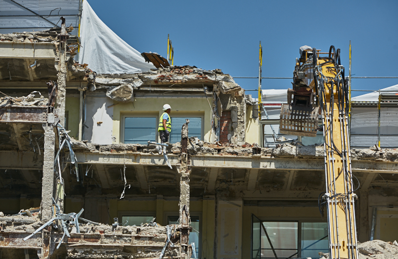 26.06.2019 - Abriss und Neubau des Luxushotels Königshof