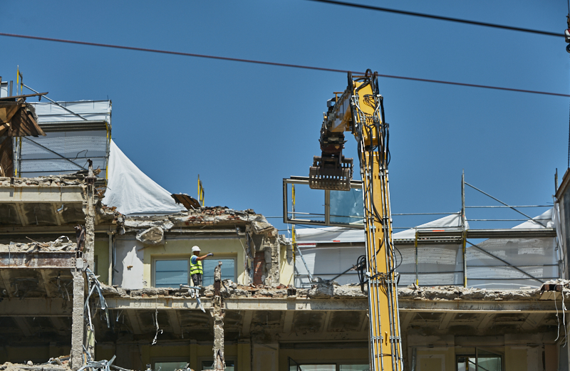 26.06.2019 - Abriss und Neubau des Luxushotels Königshof