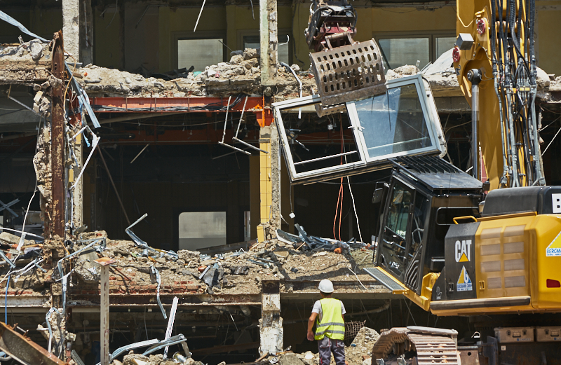 26.06.2019 - Abriss und Neubau des Luxushotels Königshof