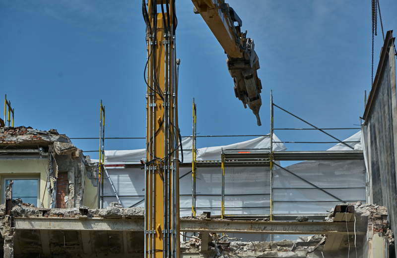 26.06.2019 - Abriss und Neubau des Luxushotels Königshof
