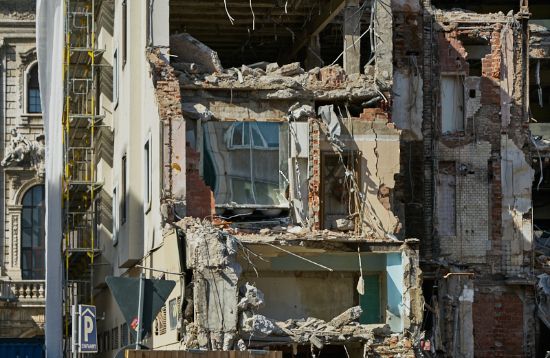 26.06.2019 - Abriss und Neubau des Luxushotels Königshof