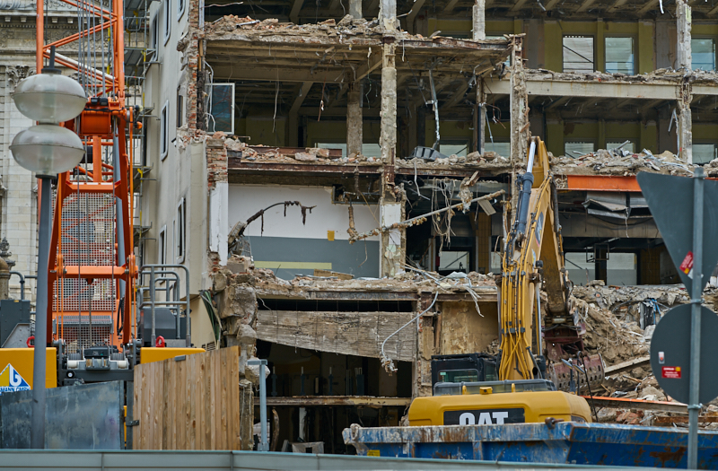 08.07.2019 - Neue Woche beim Abriss des Königshof München