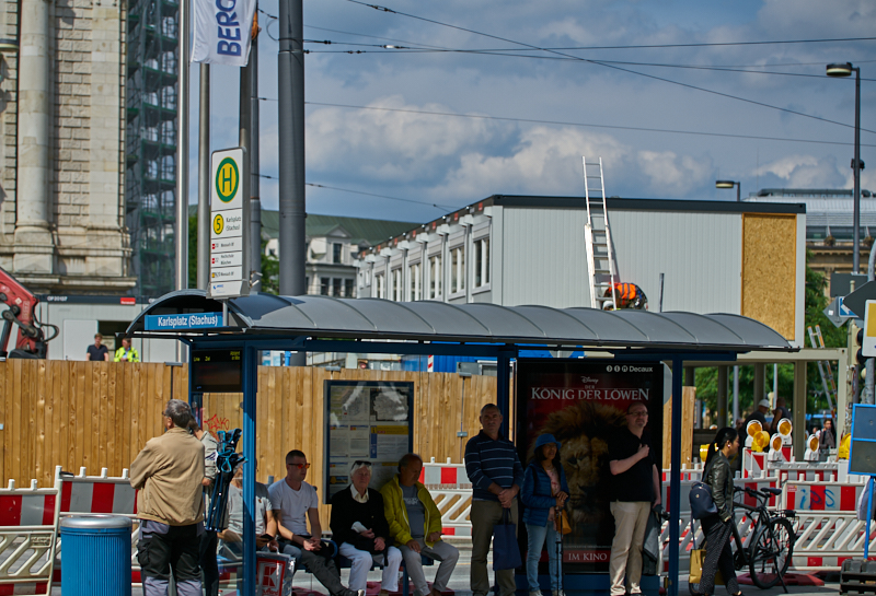 09.07.2019 - Neue Container für das Hotel Königshof