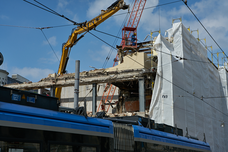 15.07.2019 - Neubau und Abriss vom Hotel Königshof München