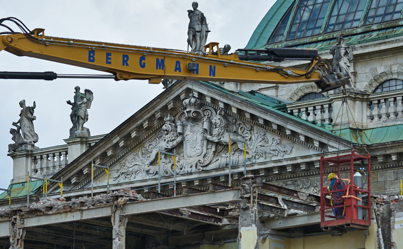 15.07.2019 - Neubau und Abriss vom Hotel Königshof München