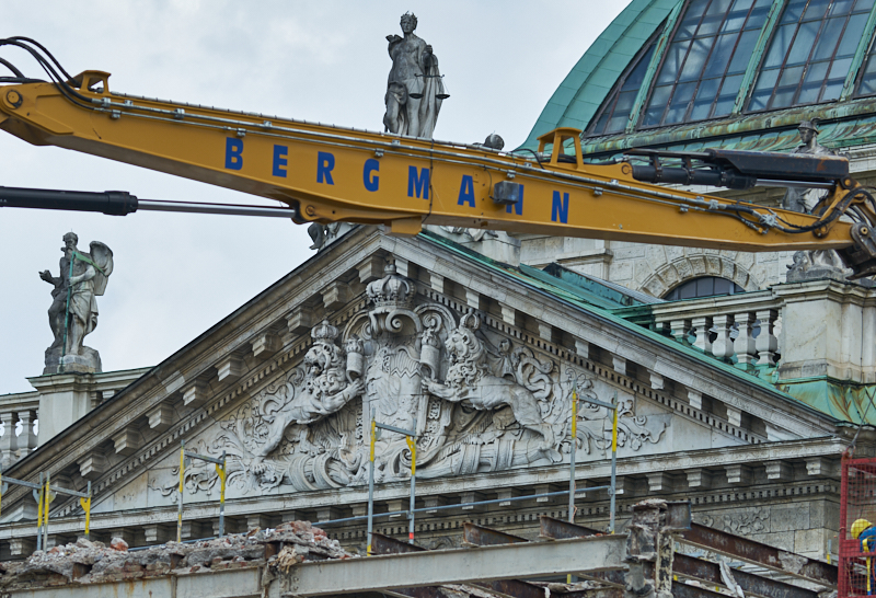 15.07.2019 - Neubau und Abriss vom Hotel Königshof München