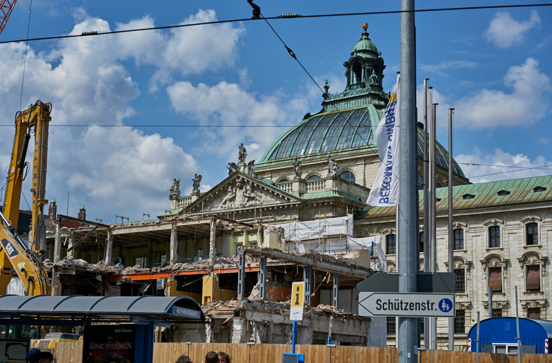 15.07.2019 - Neubau und Abriss vom Hotel Königshof München