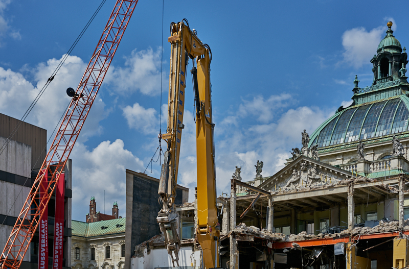 15.07.2019 - Neubau und Abriss vom Hotel Königshof München