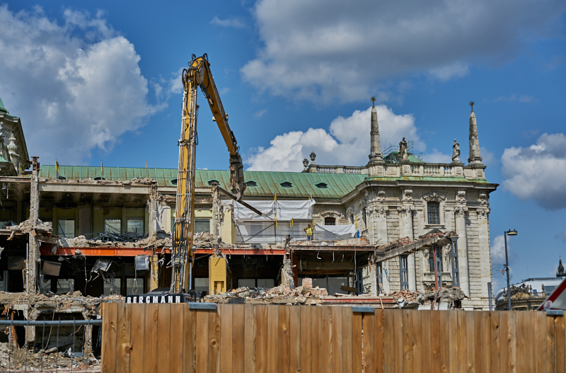 15.07.2019 - Neubau und Abriss vom Hotel Königshof München