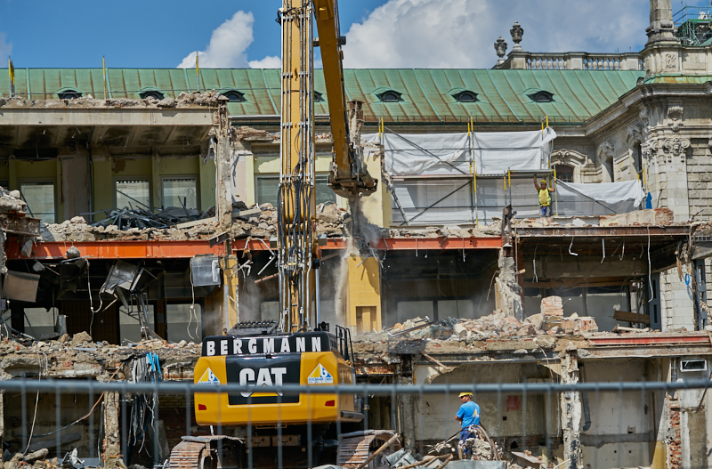 15.07.2019 - Neubau und Abriss vom Hotel Königshof München
