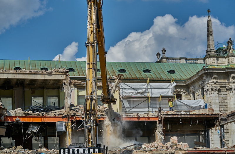 15.07.2019 - Neubau und Abriss vom Hotel Königshof München