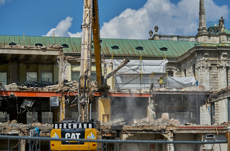 15.07.2019 - Neubau und Abriss vom Hotel Königshof München