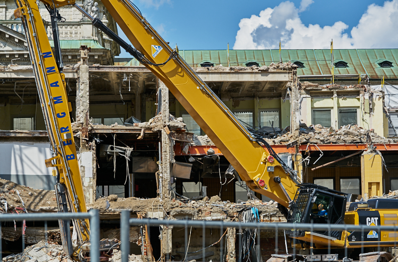 15.07.2019 - Neubau und Abriss vom Hotel Königshof München