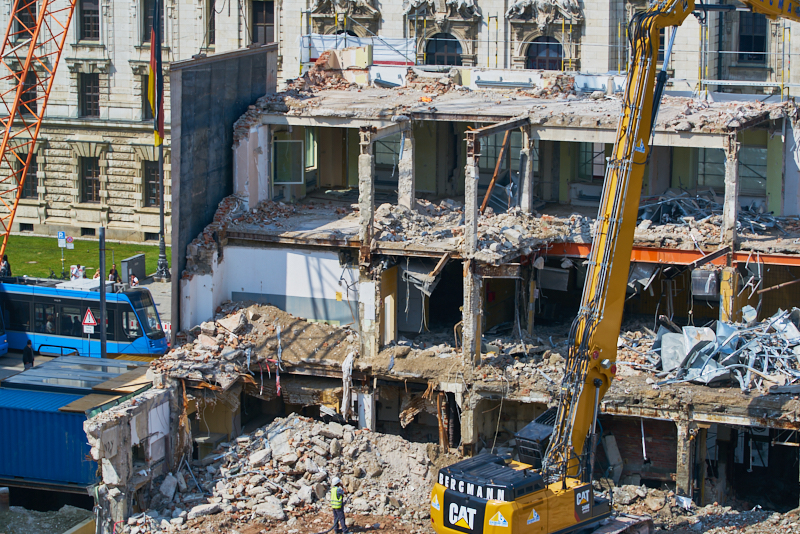 15.07.2019 - Neubau und Abriss vom Hotel Königshof München