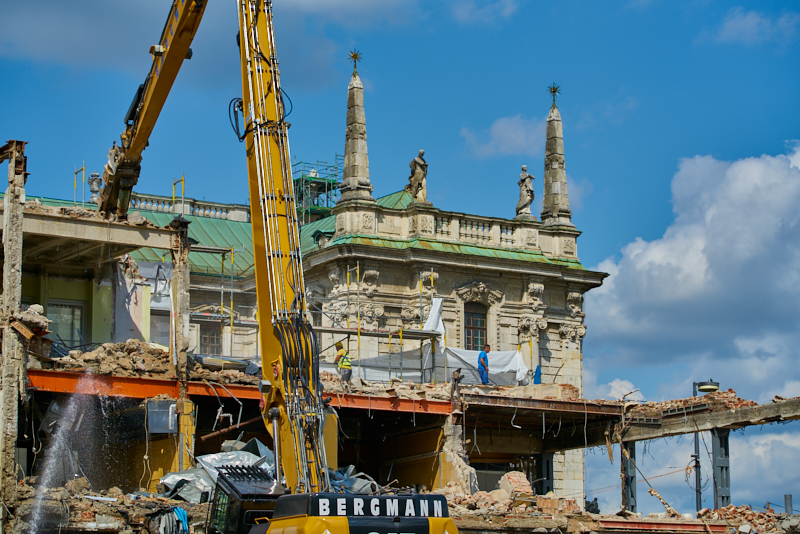 15.07.2019 - Neubau und Abriss vom Hotel Königshof München