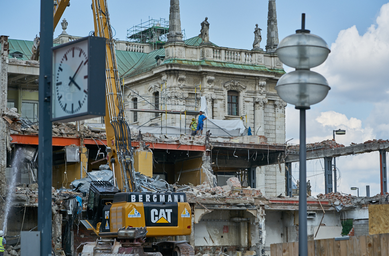 15.07.2019 - Neubau und Abriss vom Hotel Königshof München