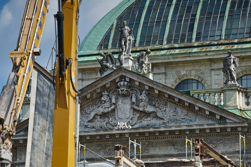 16.07.2019 - Abriss-und-Neubau-des-Hotel-Königshof-in-München