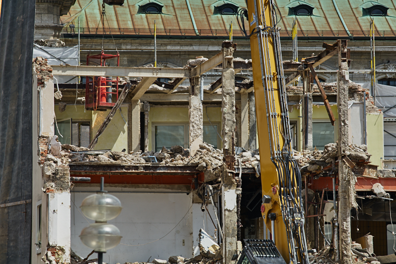 16.07.2019 - Abriss-und-Neubau-des-Hotel-Königshof-in-München